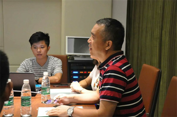 美林達(dá)李總在《珠海市室內(nèi)環(huán)境凈化行業(yè)協(xié)會(huì)》第一屆籌備大會(huì)上致辭